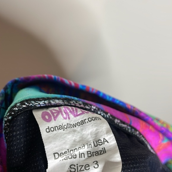 SOLD Dona Jo | Women’s Colorful Athletic Skort Size XL - Picture 5 of 7